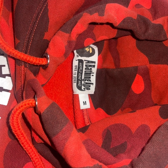 A Bathing Ape World Gone Mad 1993 to 2093 Size Medium Camo Sweatshirt Hoodie - Picture 2 of 5